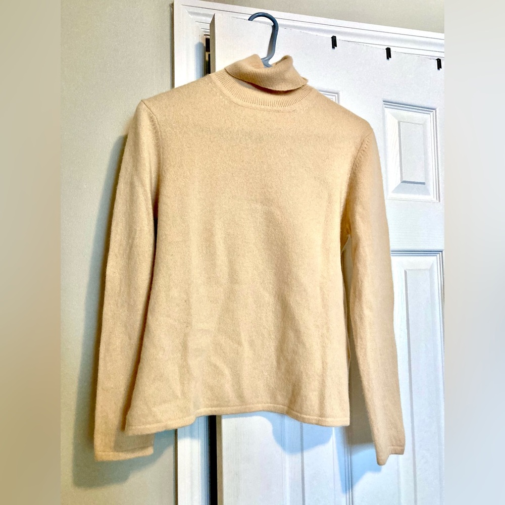 Vintage Cream Sweater 100% Cashmere
